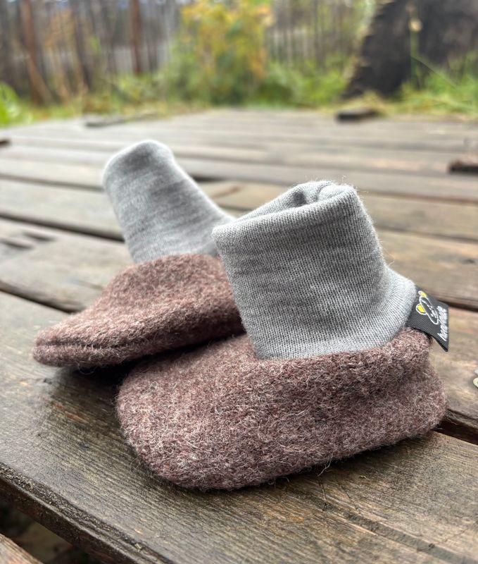 Baby Booties 100% ull BABY str 3-6 mnd Farge Brun