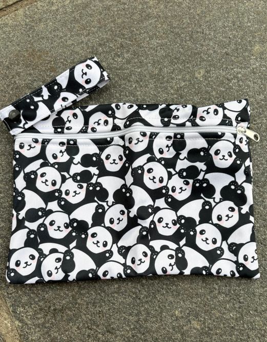 Hovedbilde Lillegull Økonomi LITEN våtpose PANDA