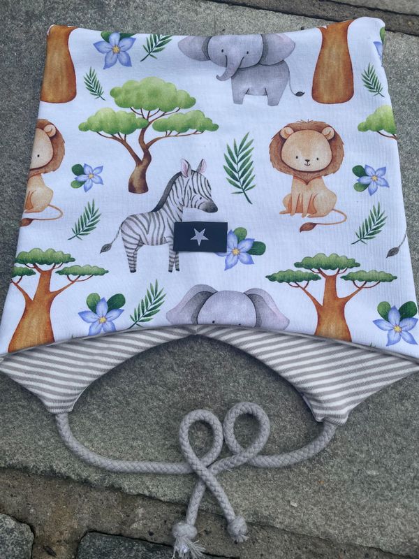 Norlin lue str 1-2 år MED knyting SAFARI